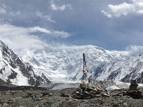 北京到阿拉善怎麼去，探尋邊疆風情的多元旅程